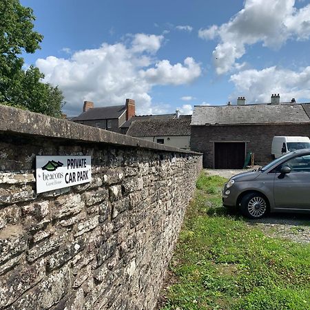 The Beacons Guest House Brecon Exterior photo