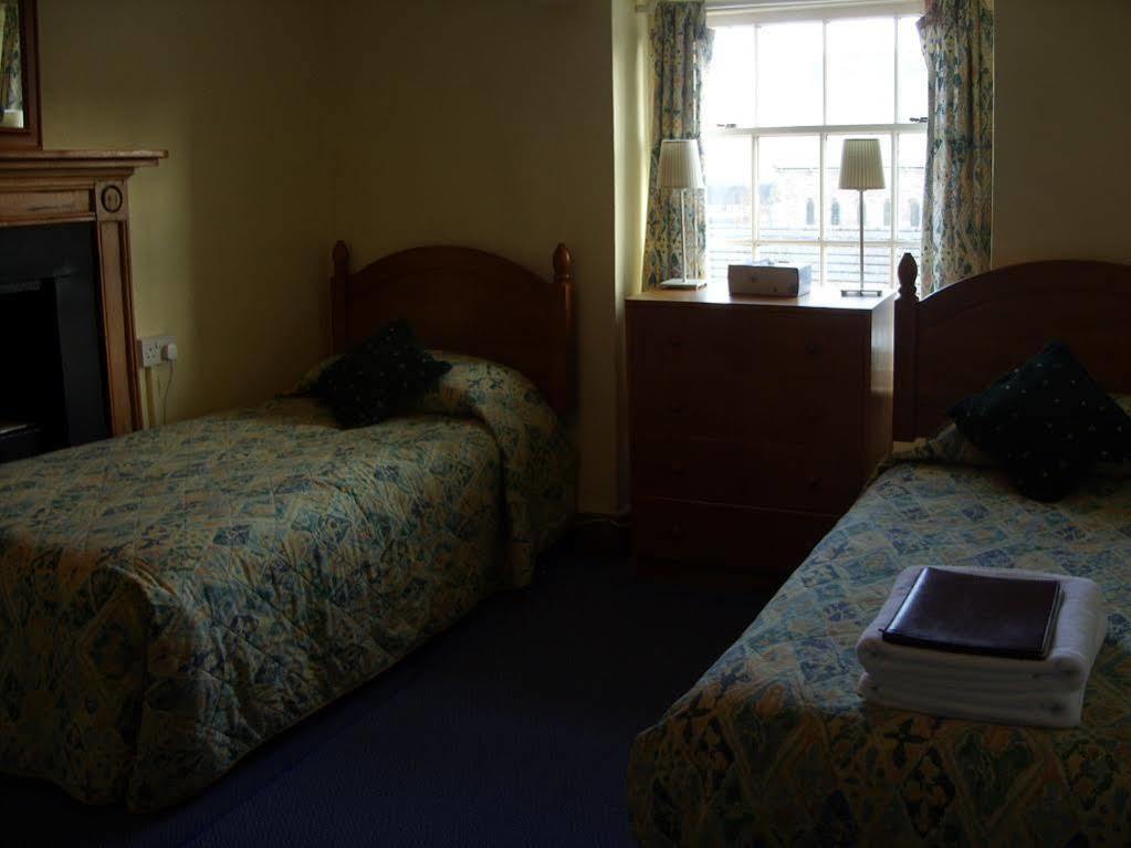 The Beacons Guest House Brecon Exterior photo